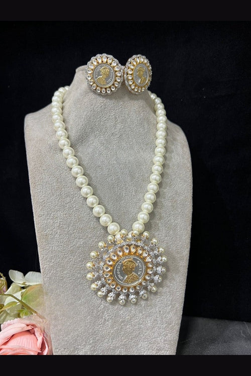 Vaidehi pearl ad kundan Ginni set