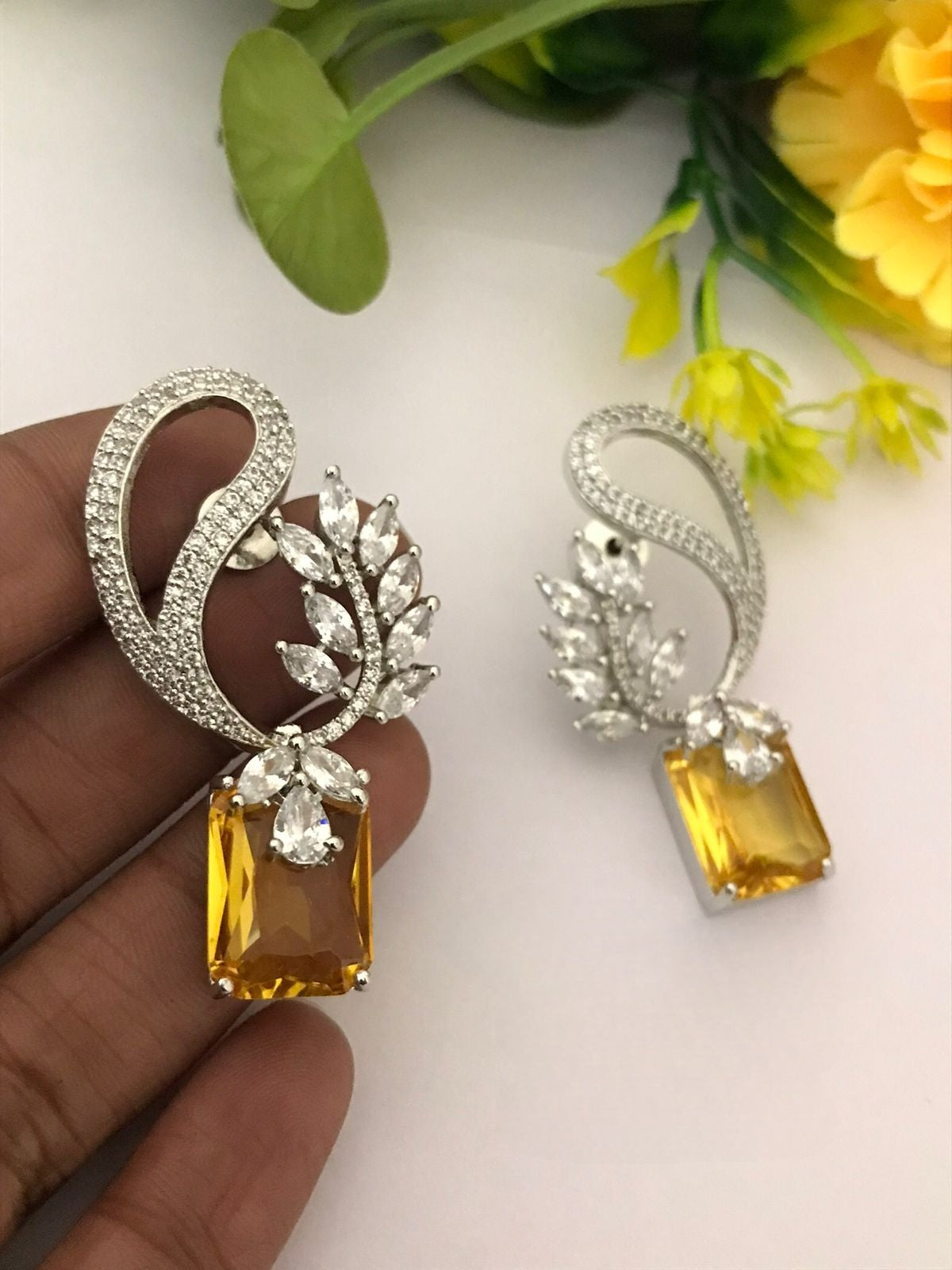 Suzan earrings