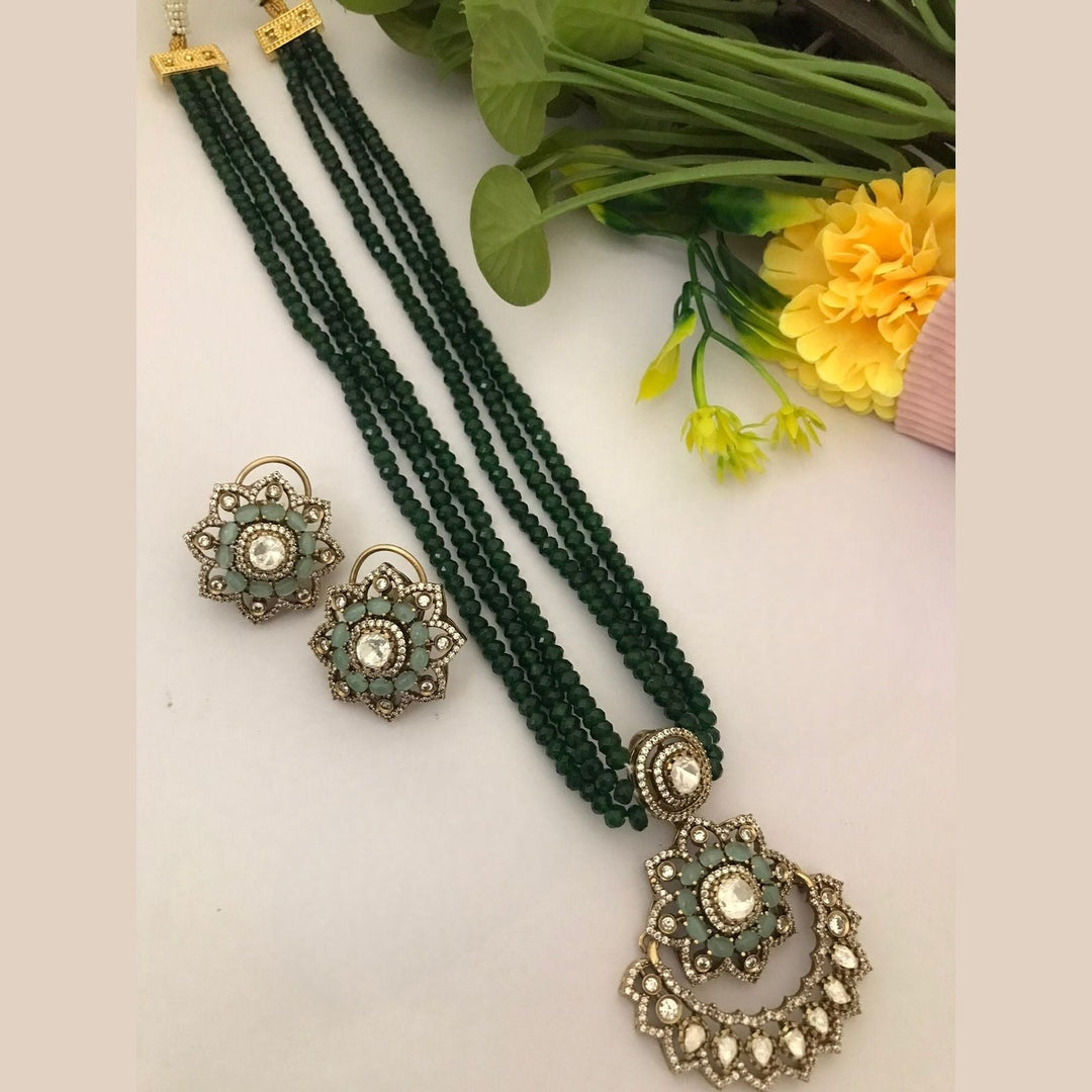 Mrinal polki kundan set