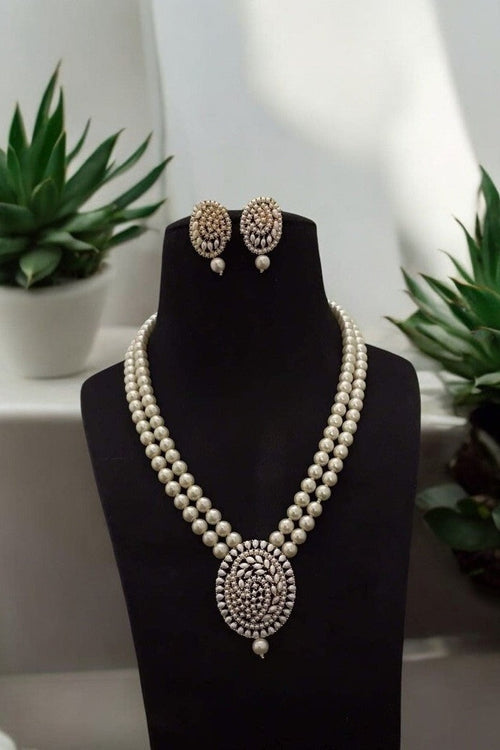 Bhuvi real pearl set