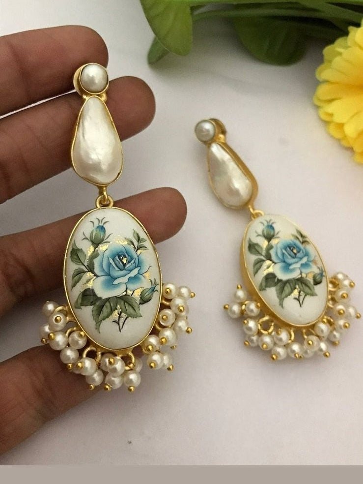 Afea real pearl earrings