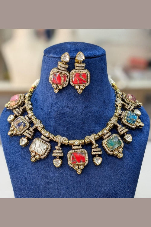 Abhitha natural stone kundan set