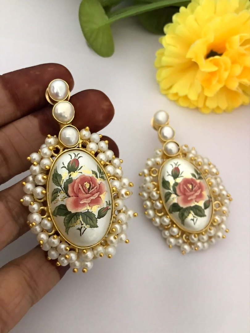 Real pearl Laya earrings