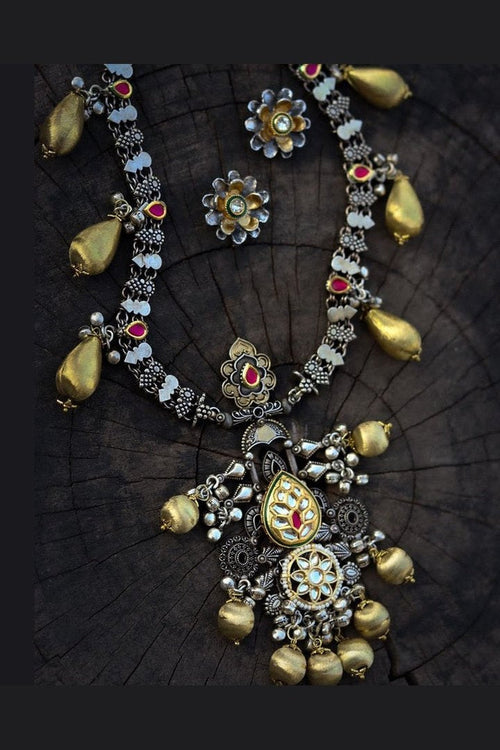Adhyavi Set - Elegant German Silver Jewelry with Kundan Pearls
