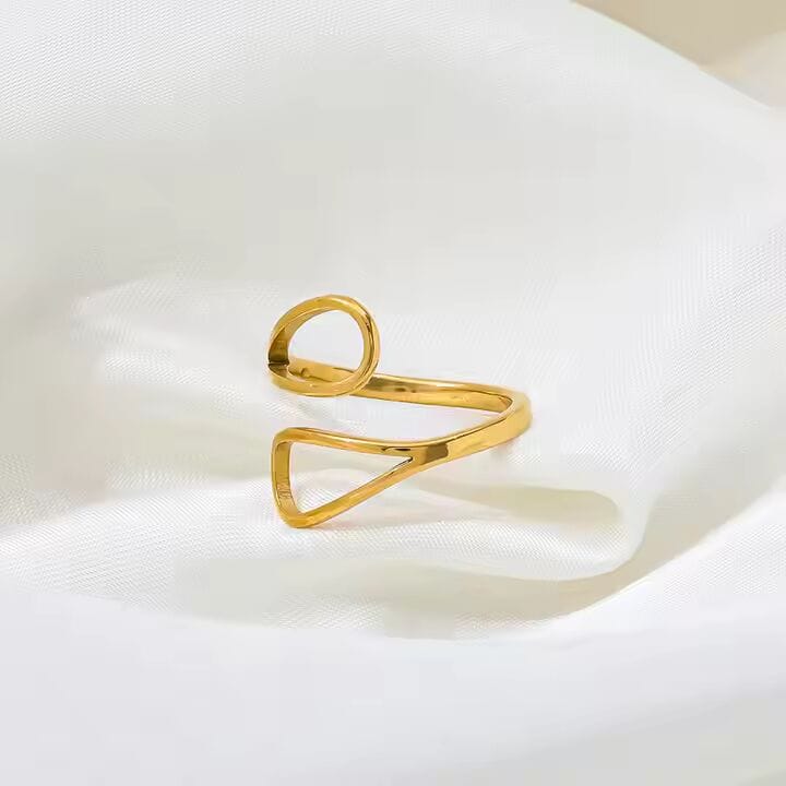 Aganya kreation Lakhin Ring 18k Gold Plated Stainless Steel Tarnish Free Waterproof Female Jewellery