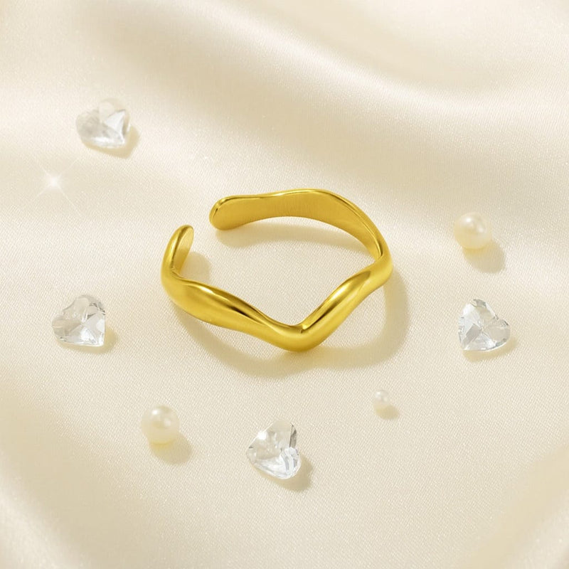 Aganya kreation Rings Curvy 18k Gold Plated Anti Tarnish ring