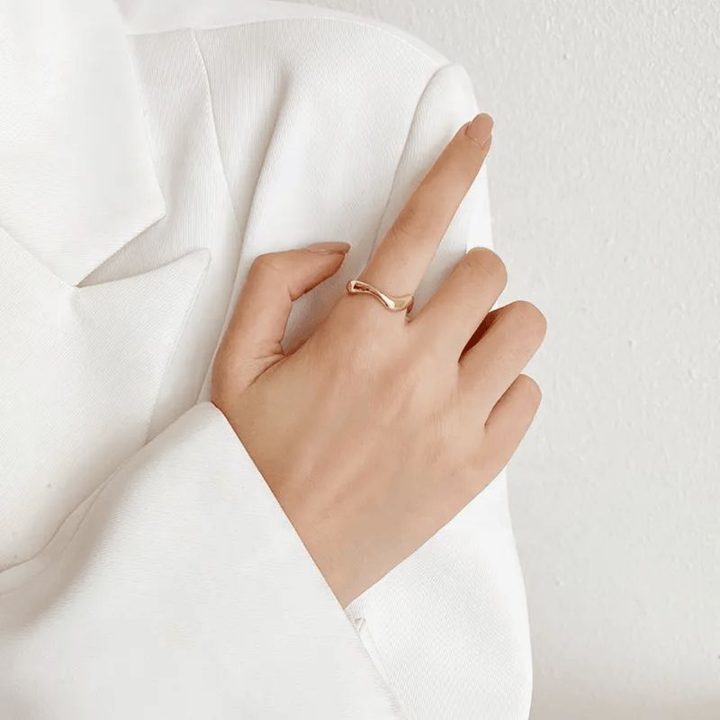 Aganya kreation Rings Curvy 18k Gold Plated Anti Tarnish ring