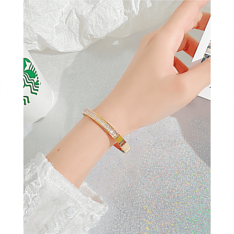 Aganya kreation Zinnia Bracelet 18k Gold Plated Stainless Steel Tarnish Free Waterproof Female Jewellery