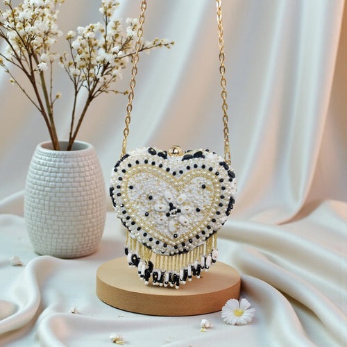 Amoura Royale Clutch