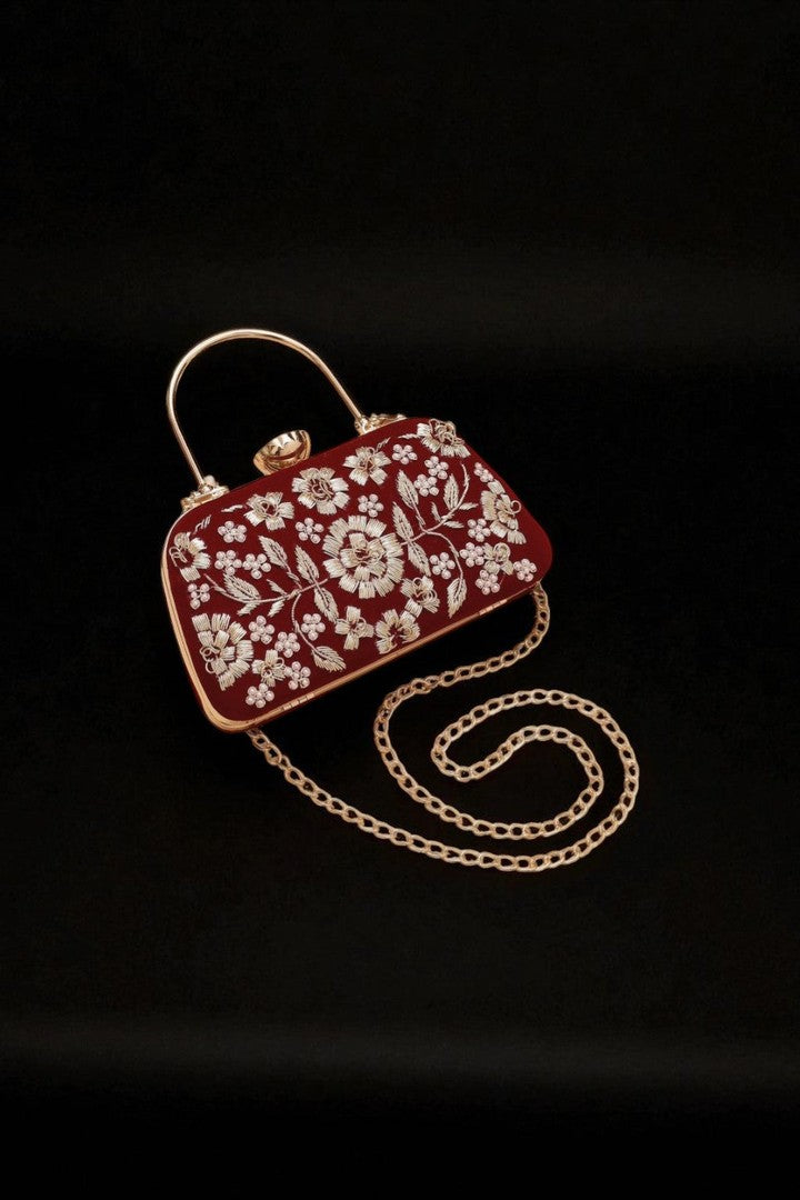 Aruna clutch