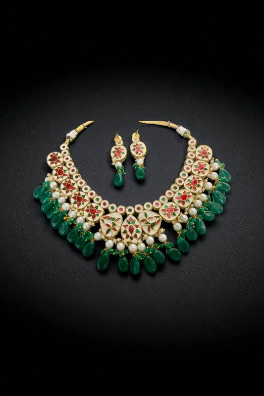 Ashvika kundan set