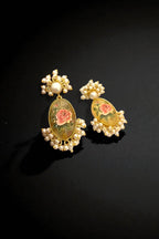 Azalea real pearl earrings