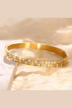 B-102 – 18k Gold Plated Stainless Steel Tarnish Free Waterproof Female Jewellery