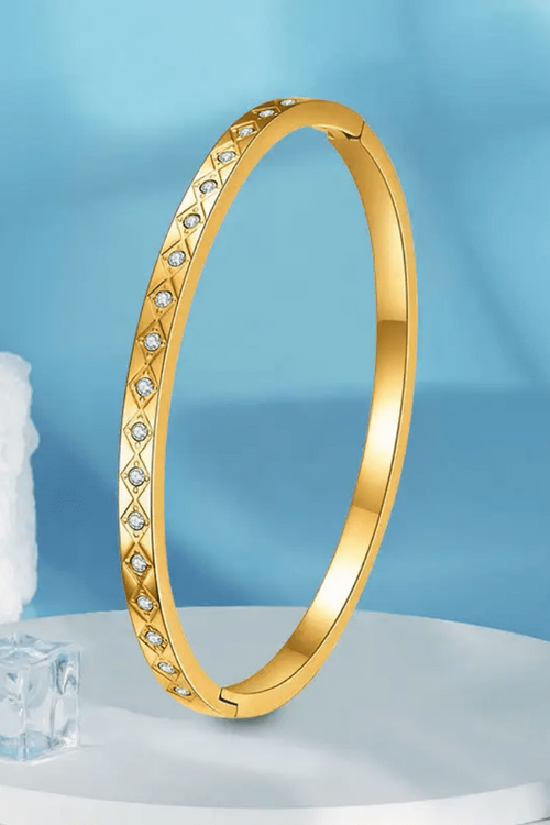 B-109- 18k Gold Plated Stainless Steel Tarnish Free Waterproof Female Jewellery