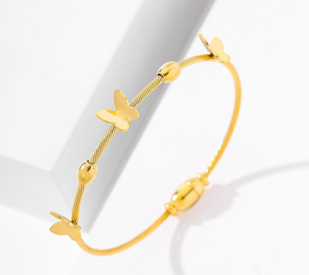 B-122 – 18k Gold Plated Stainless Steel Tarnish Free Waterproof Female Jewellery