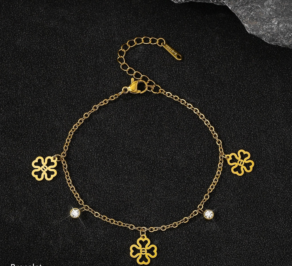 B-131 – 18k Gold Plated Stainless Steel Tarnish Free Waterproof Female Jewellery