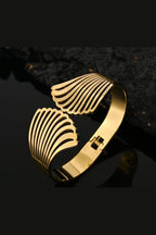 B-150 – 18k Gold Plated Stainless Steel Tarnish Free Waterproof Female Jewellery