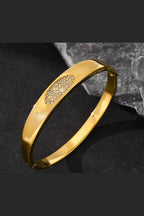 B-163 – 18k Gold Plated Stainless Steel Tarnish Free Waterproof Female Jewellery