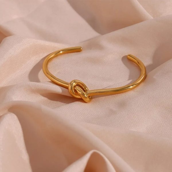 B-44 – 18k Gold Plated Stainless Steel Tarnish Free Waterproof Female Jewellery