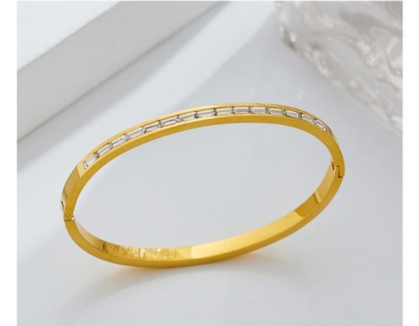 B-48 white – 18k Gold Plated Stainless Steel Tarnish Free Waterproof Female Jewellery