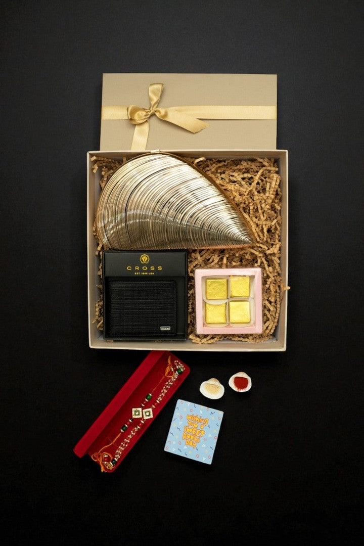 Bhaiya bhabhi gift box