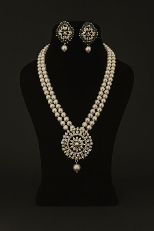 Bindiya real pearl set