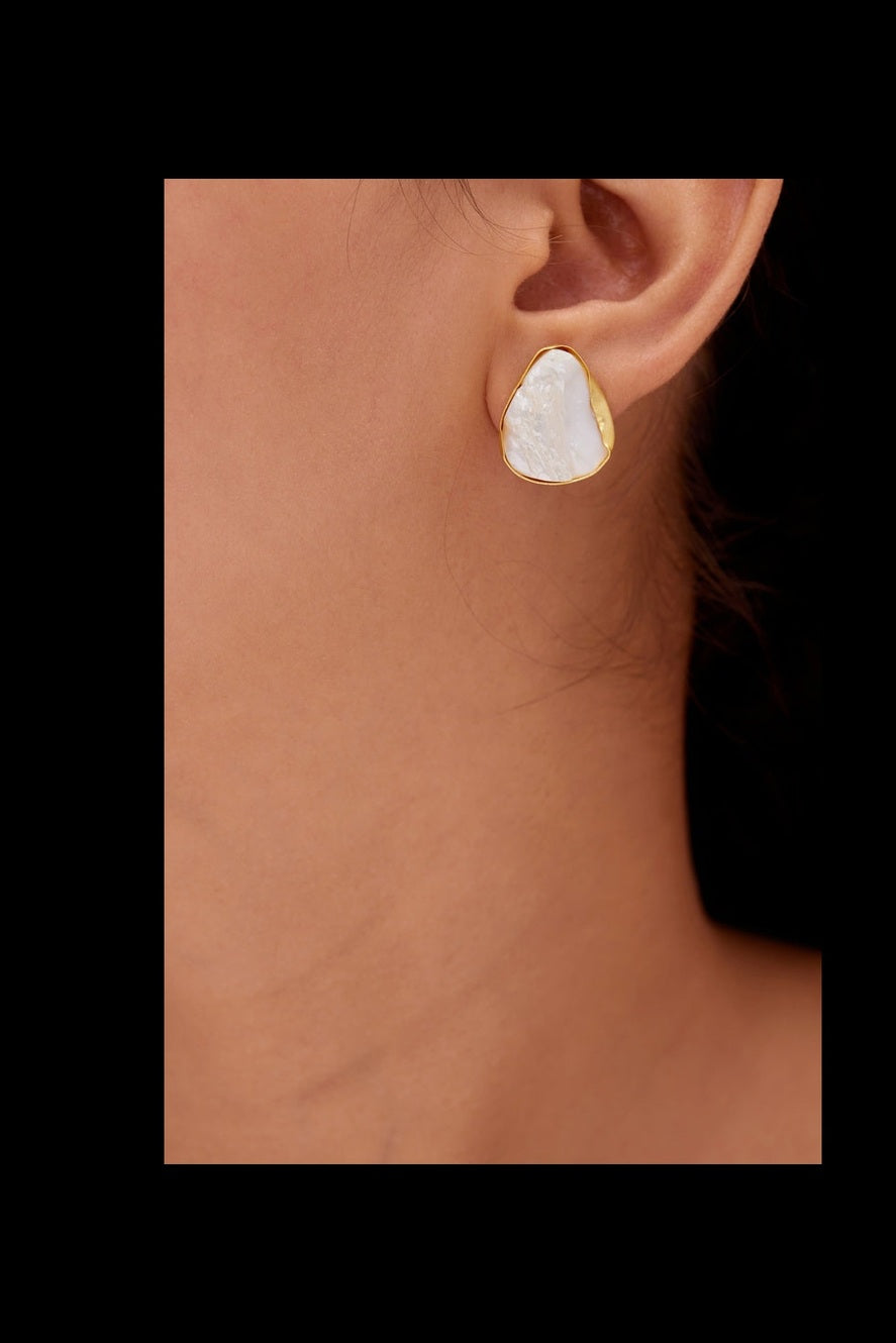 Sundari real pearl set