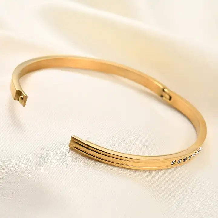 B-55 – 18k Gold Plated Stainless Steel Tarnish Free Waterproof Female Jewellery
