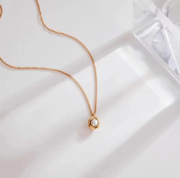 C-283 – 18k Gold Plated Stainless Steel Tarnish Free Waterproof Female Jewellery
