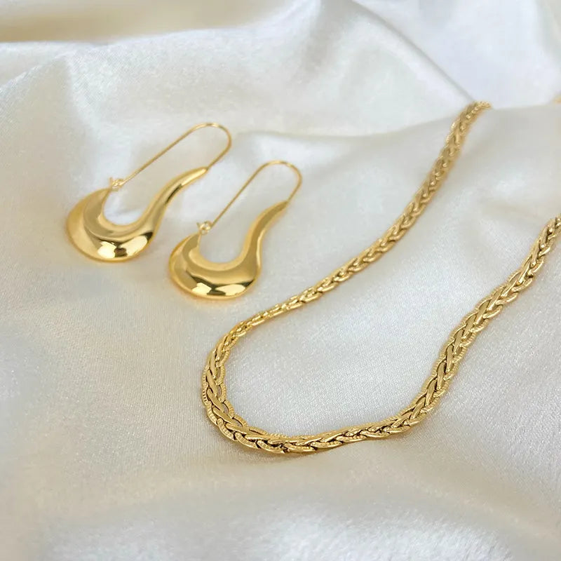 ES-218 – 18k Gold Plated Stainless Steel Tarnish Free Waterproof Female Jewellery