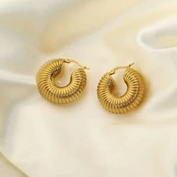 ES-252 – 18k Gold Plated Stainless Steel Tarnish Free Waterproof Female Jewellery