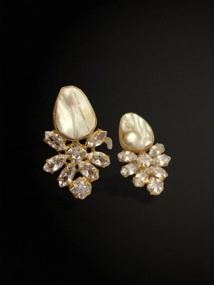 Hanshikha Real pearl Earrings