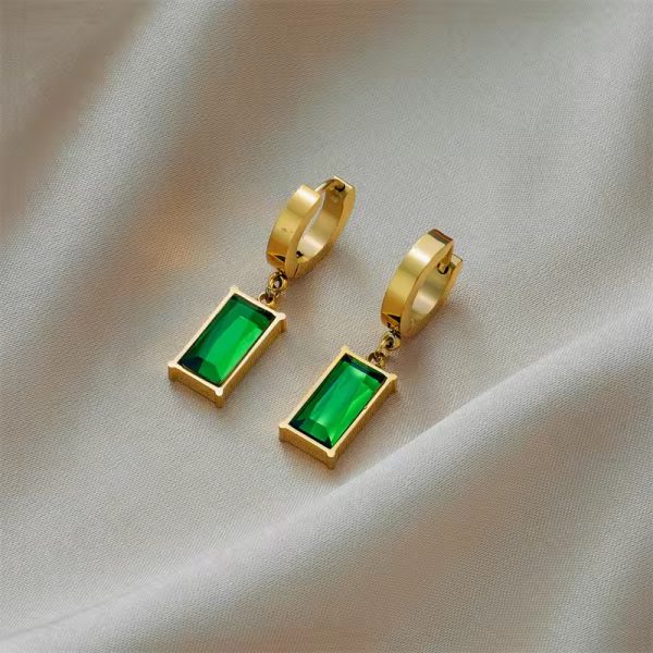 JS-14 – 18k Gold Plated Stainless Steel Tarnish Free Waterproof Female Jewellery
