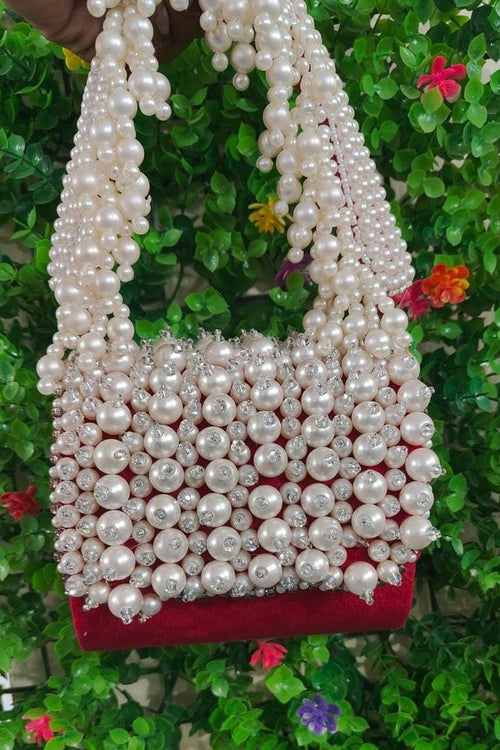 Pearl clutch