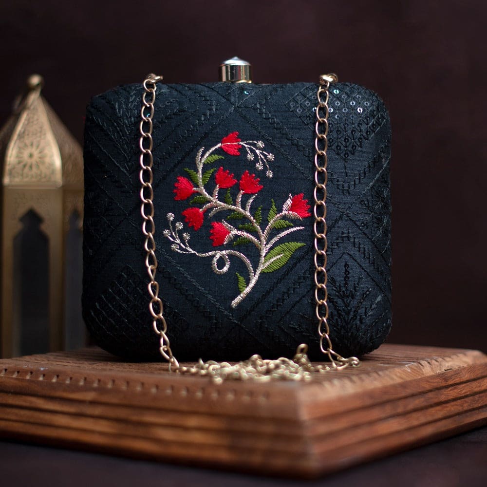 Kyra Clutch