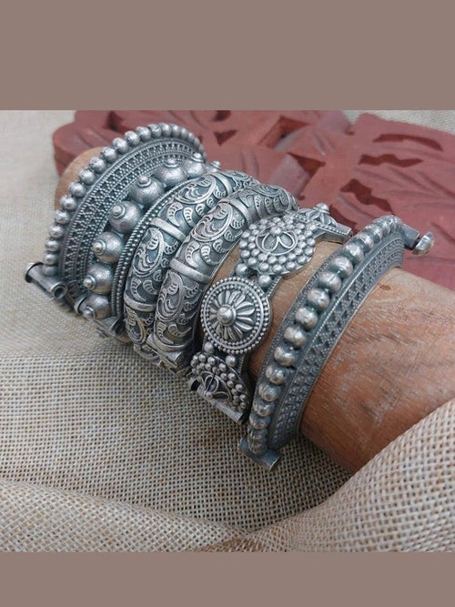 Vriksha bangle set