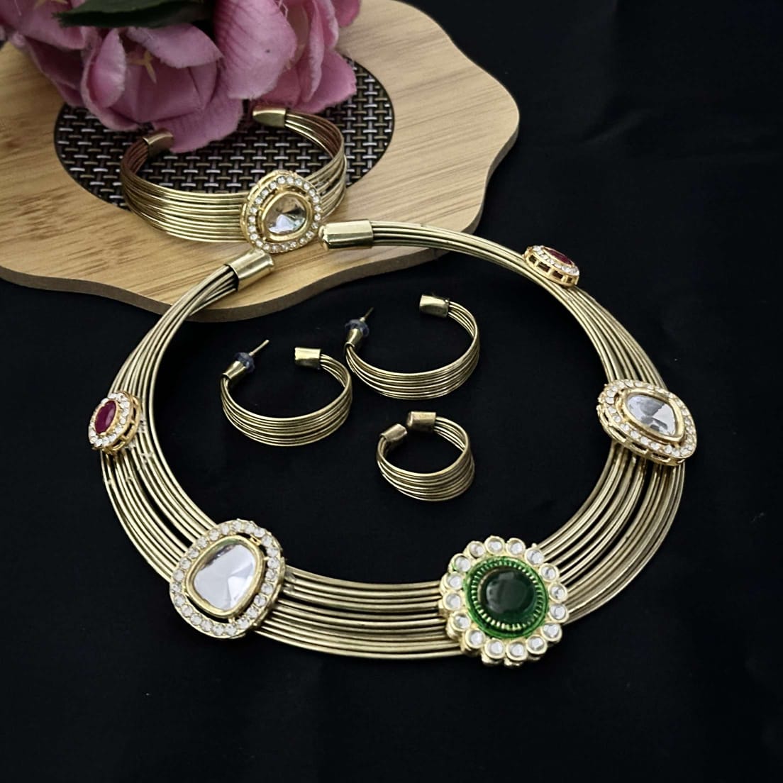 Laya Hasli choker set combo