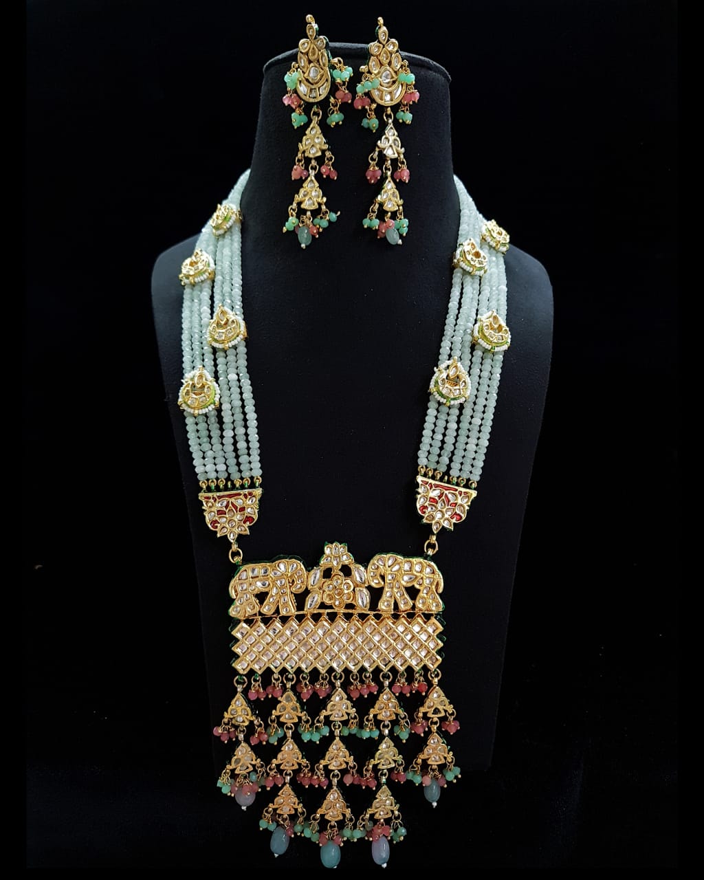 Pranshika long kundan set