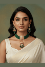 Vamayra kundan Meenakari set