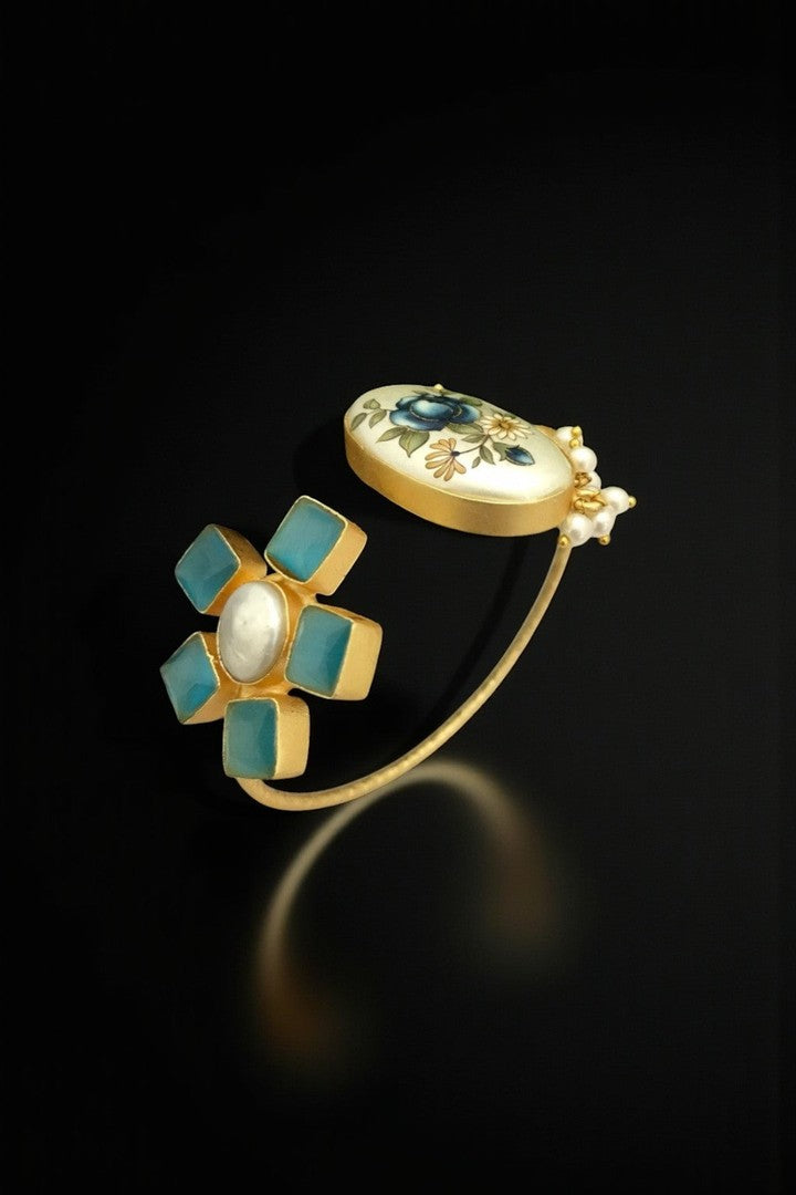 Ikshita real pearl bracelet