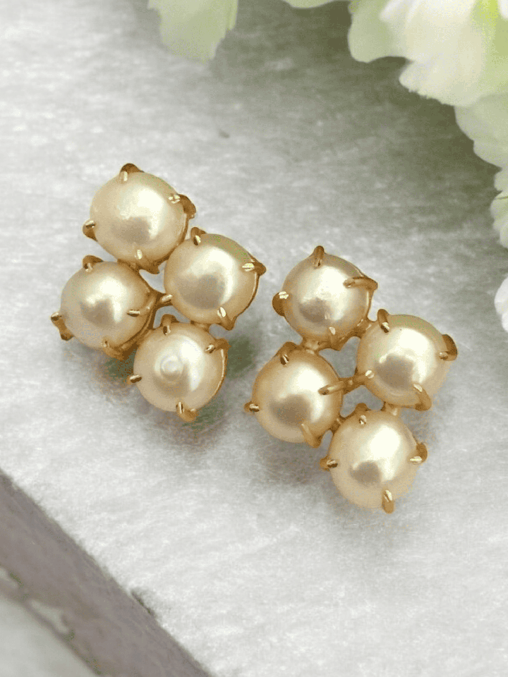 Sayani real pearl earrings