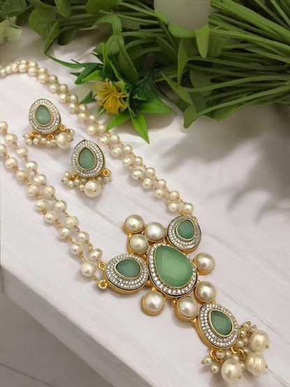 Arshiya real pearl set