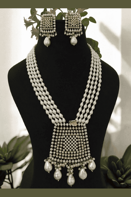 Saranya real pearl set