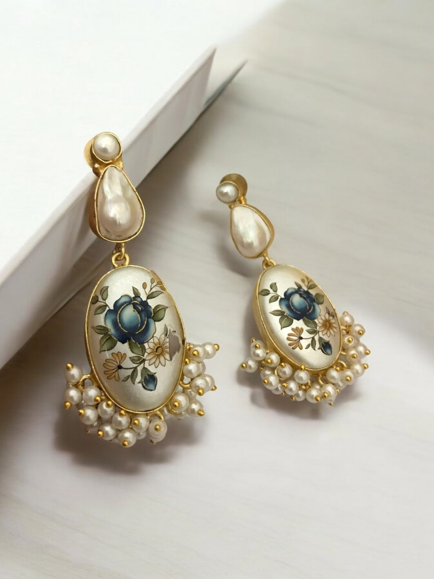 Helena real pearl earrings