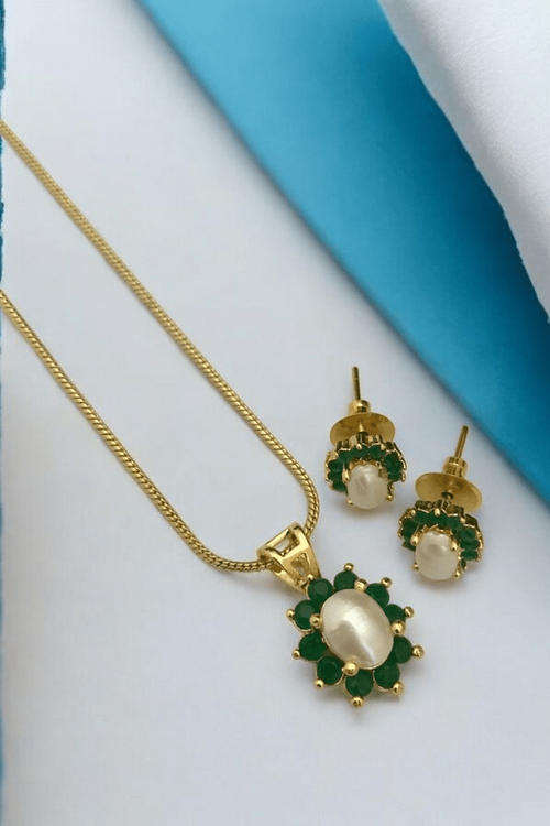 Real pearl Sanskruti sleek pendant set