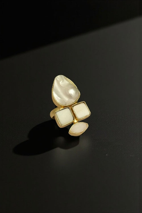Real Pearl Nova Ring
