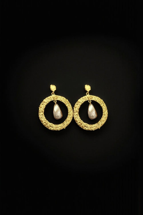 Real pearl Julia Hoops