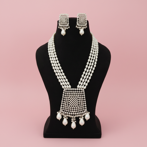 Saranya real pearl set