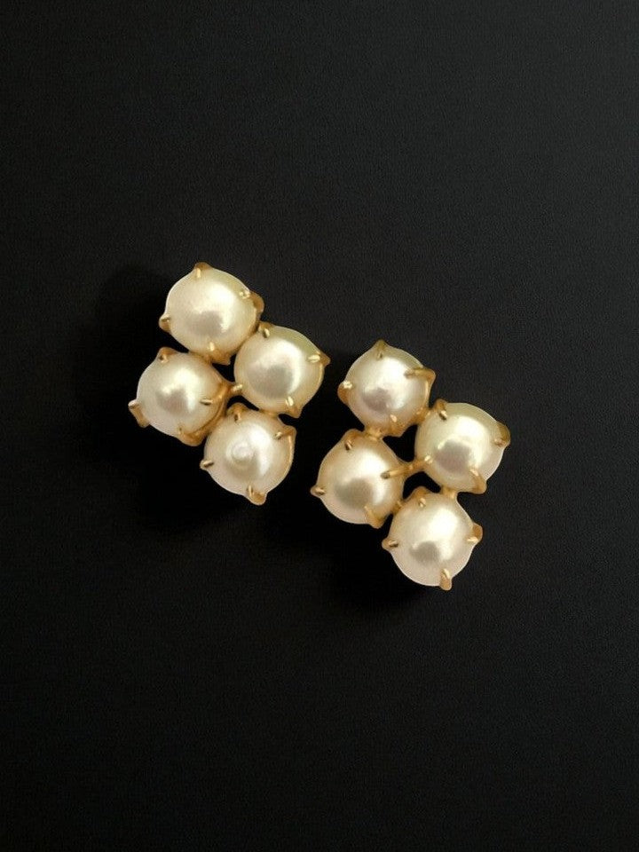 Sayani real pearl earrings