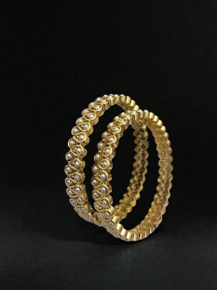 Spiral real pearl bangles